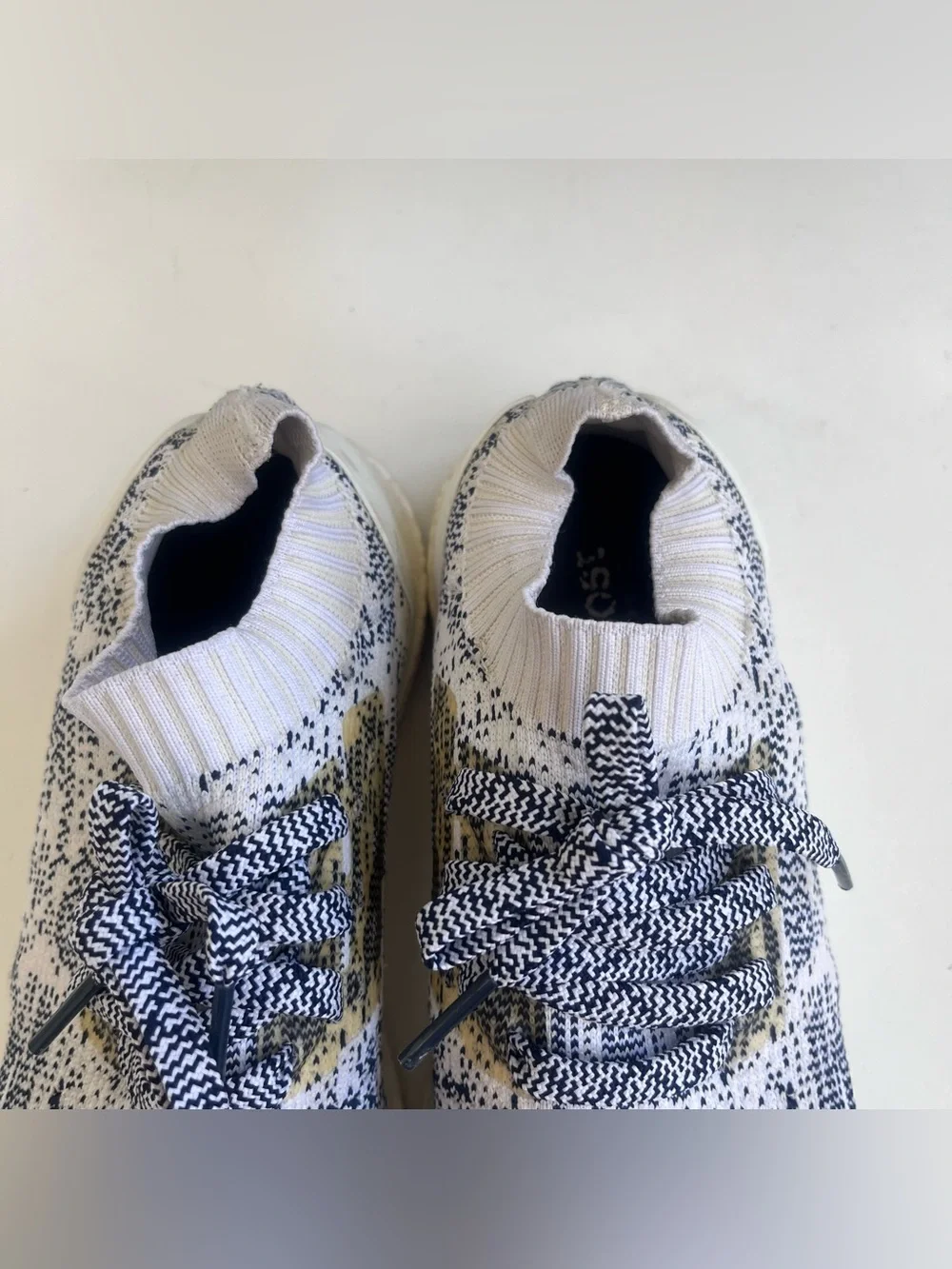 Adidas UltraBoost Uncaged Non Dyed Shoe Sock Sneaker PrimeKnit Mens 8.5 Wht Navy